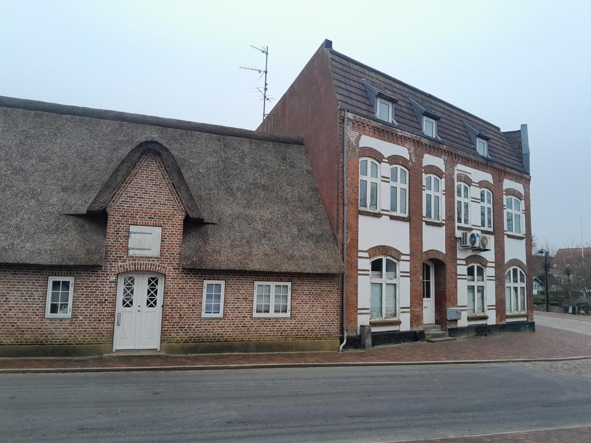 Apartment Mit 2 Zimmern Und Balkon Im Herzen Von Hoyer Højer Dış mekan fotoğraf